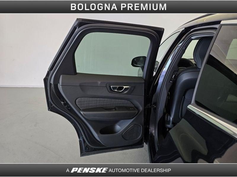 Volvo XC60 B5 (d) AWD automatico Core
