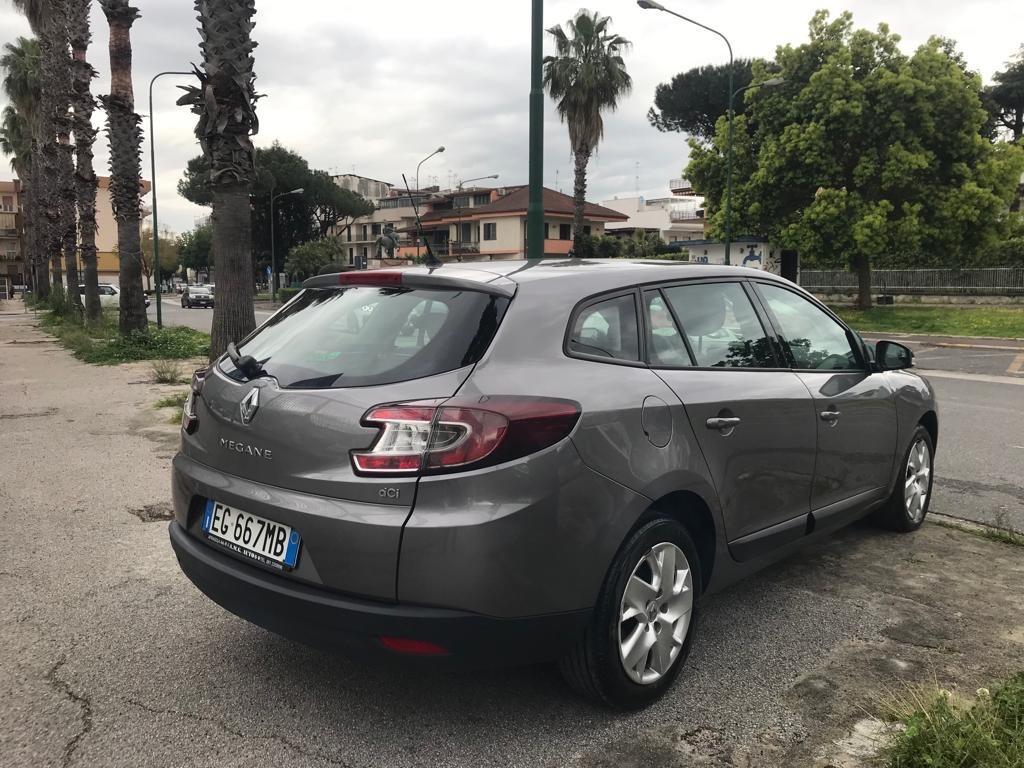 Renault Megane Mégane 1.5 dCi 110CV SporTour GT Line auto pari al nuovo