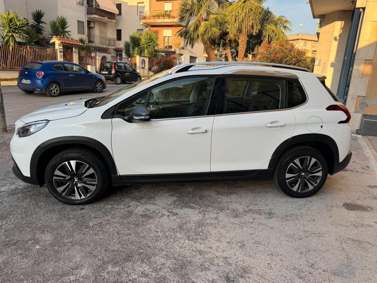 PEUGEOT 2008 1.6 HDI 120 CV. ALLURE E6 NAVI+CERCHI