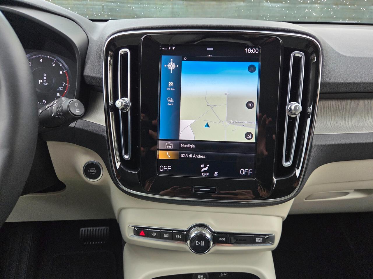 Volvo XC40 T2 automatico Core 129cv