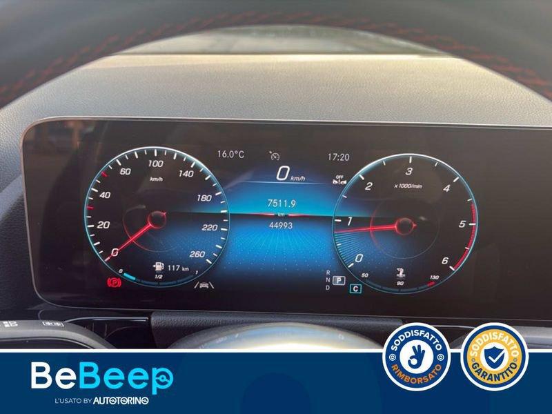 Mercedes-Benz GLA 200 D PREMIUM 4MATIC AUTO