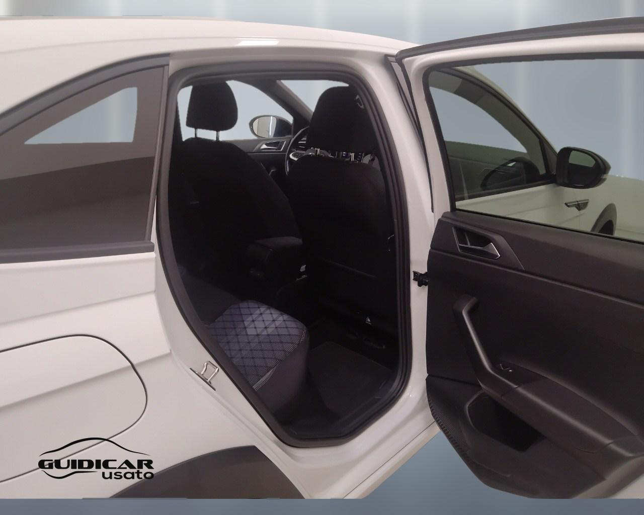 VOLKSWAGEN Taigo - Taigo 1.0 tsi R-Line 110cv