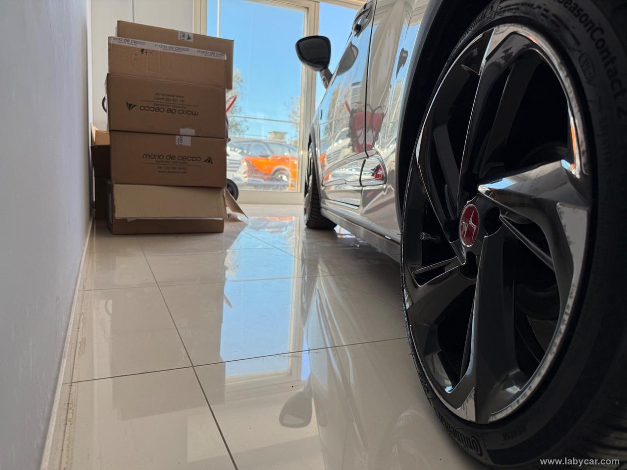 DS AUTOMOBILES DS 3 Performance Black Special