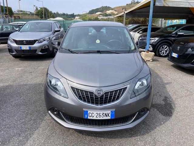 LANCIA Ypsilon 1.0 FireFly 5 porte S&S Hybrid Ecochic Silver