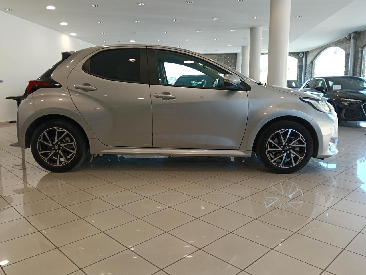Toyota Yaris 1.5 Hybrid 5p Trend Autocarro 4 posti