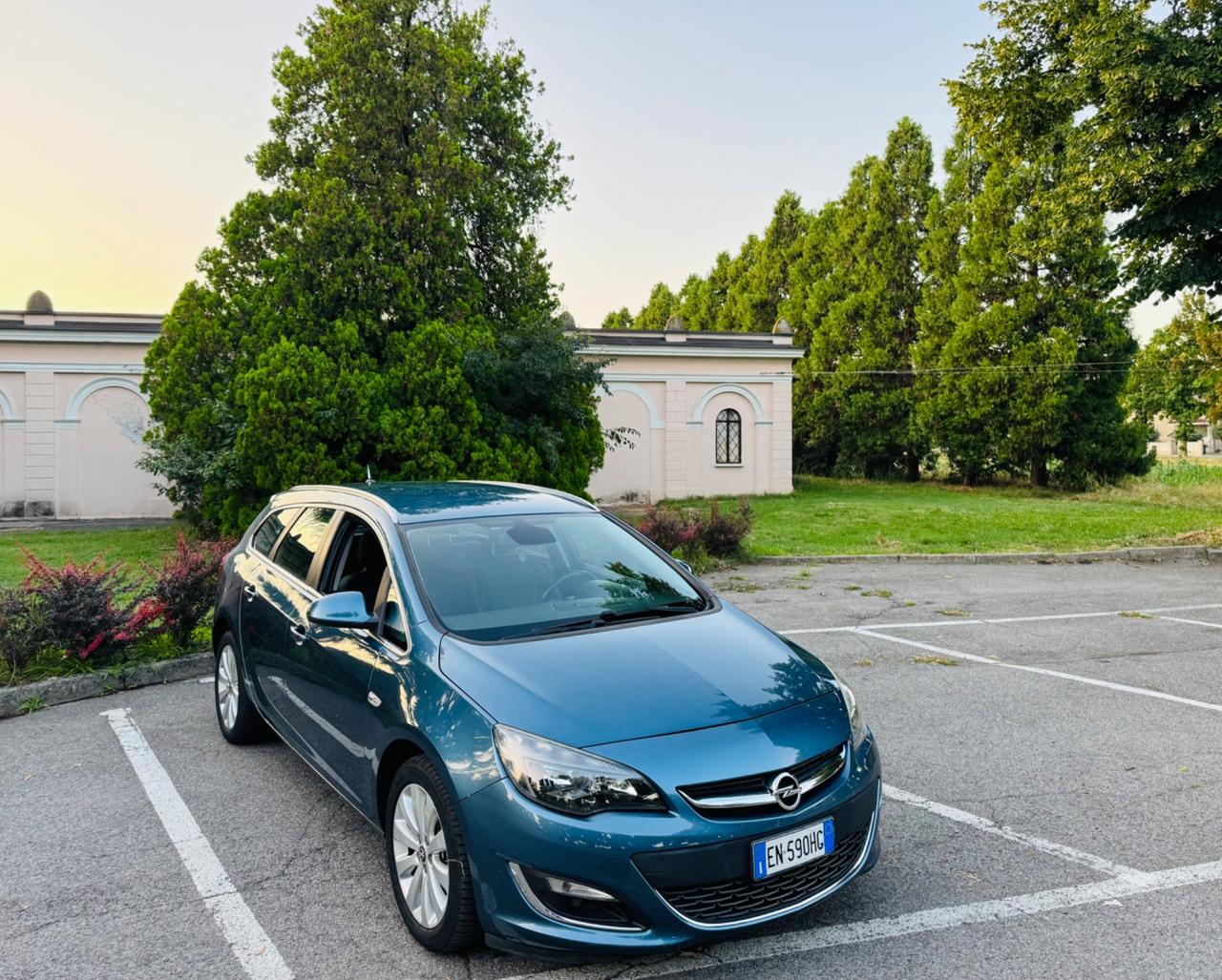 Opel Astra 1.4 Turbo 140CV 5 porte GPL Tech Cosmo