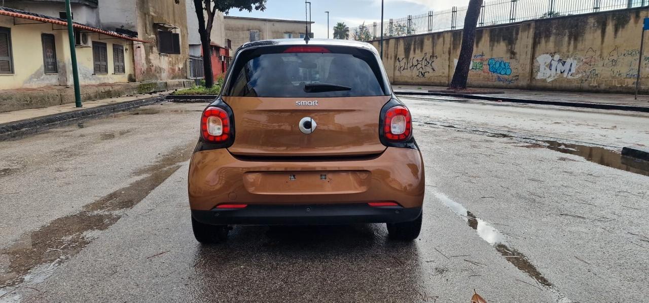 Smart ForFour 90 0.9 Turbo twinamic Passion LED NAVI