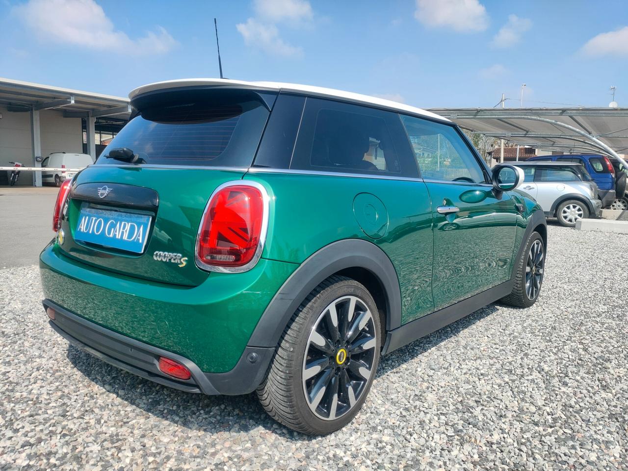 Mini Full Electric Cooper SE Yours 2022