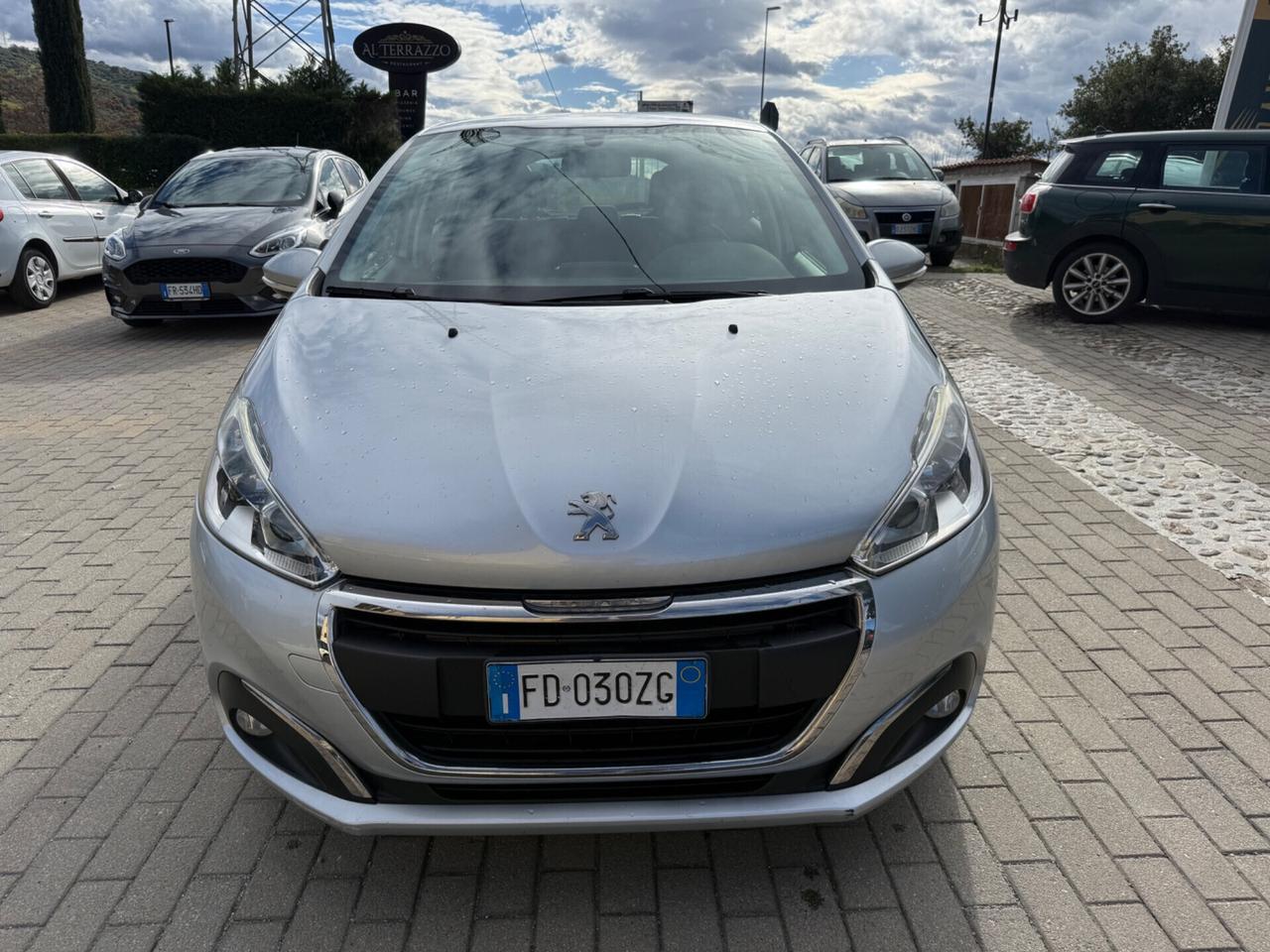 Peugeot 208 neopatentati