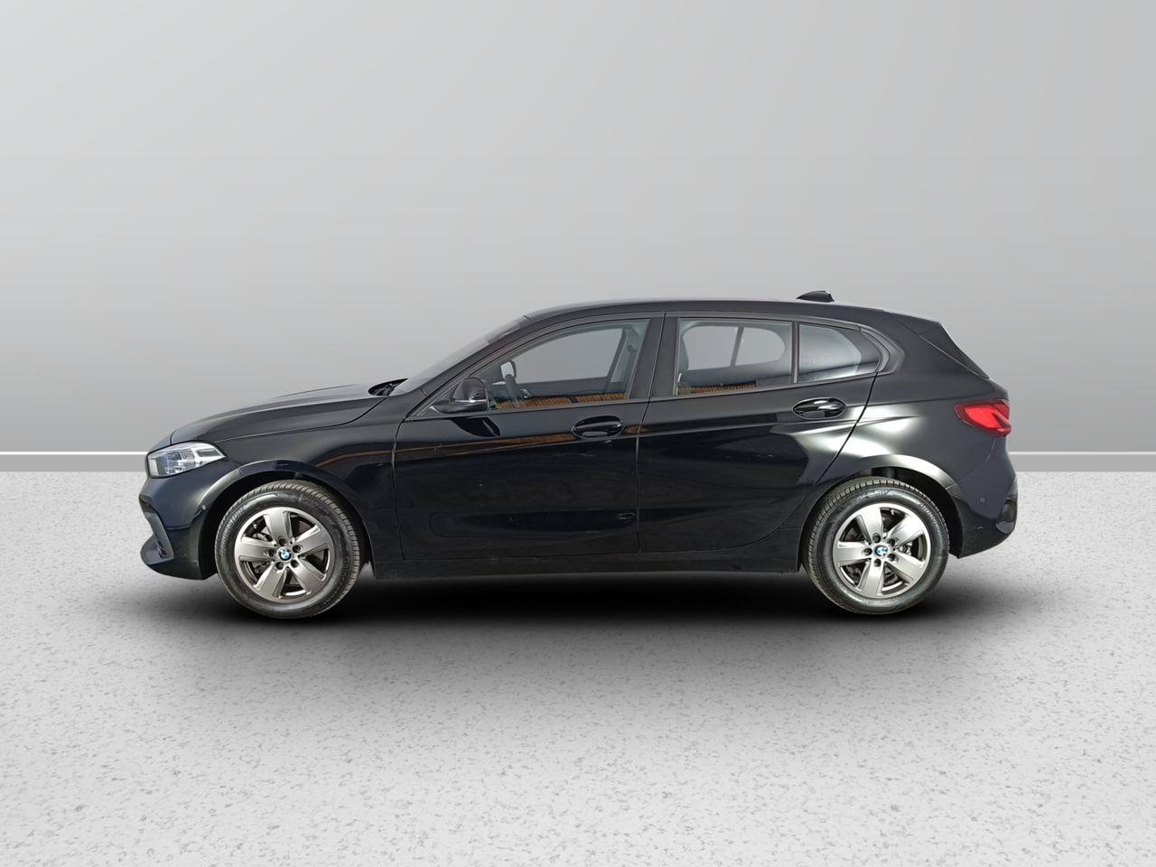 BMW Serie 1 F40 - 118d Business Advantage auto