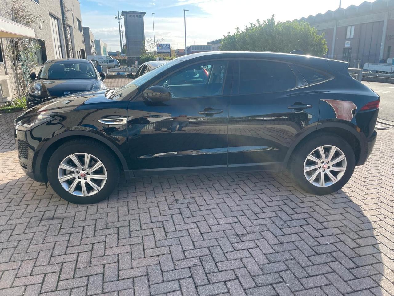 Jaguar E-Pace 2.0D 150 CV AWD R-Dynamic