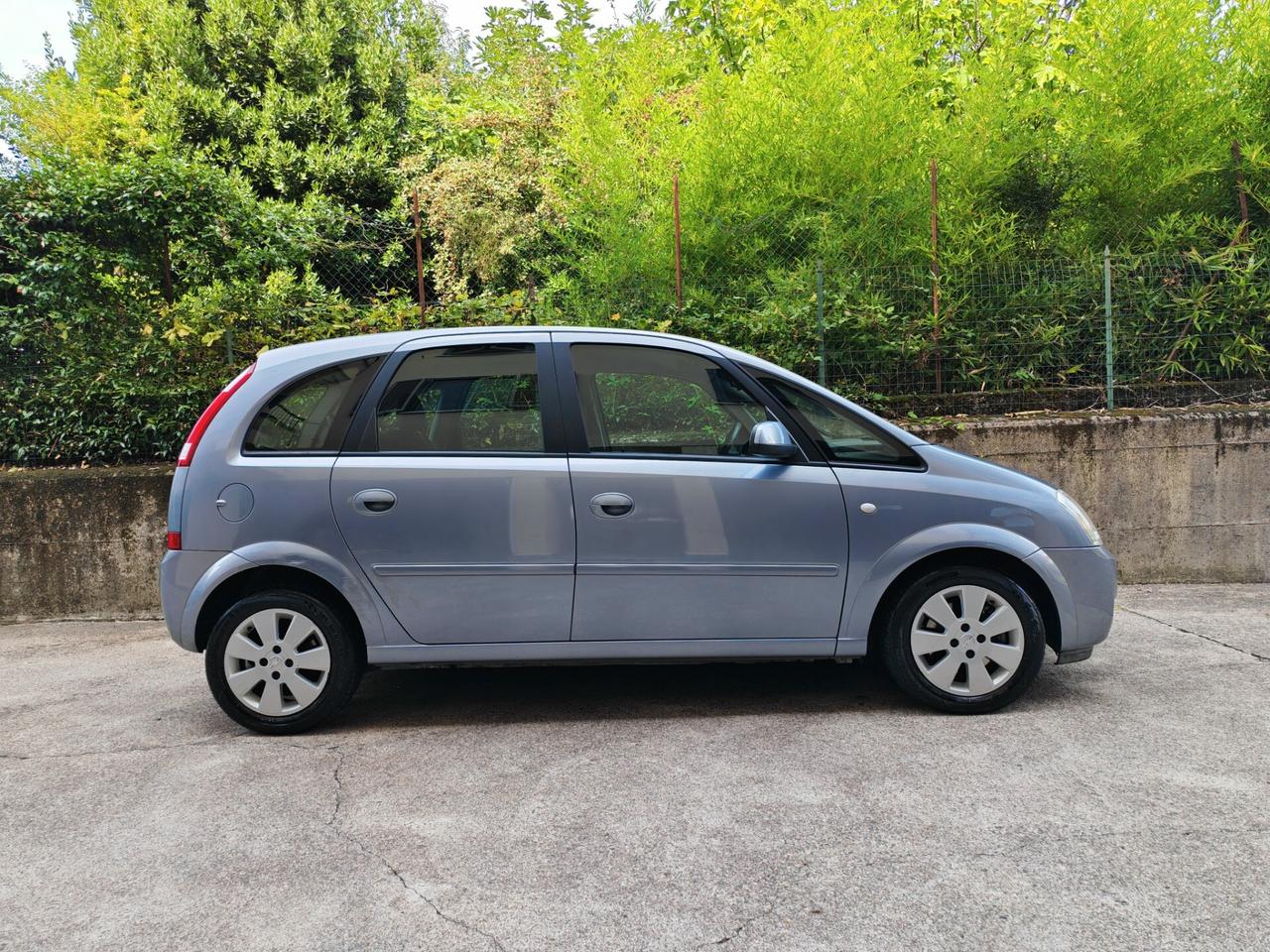 Opel Meriva 1.6 BENZINA 100cv COSMO / Neop.