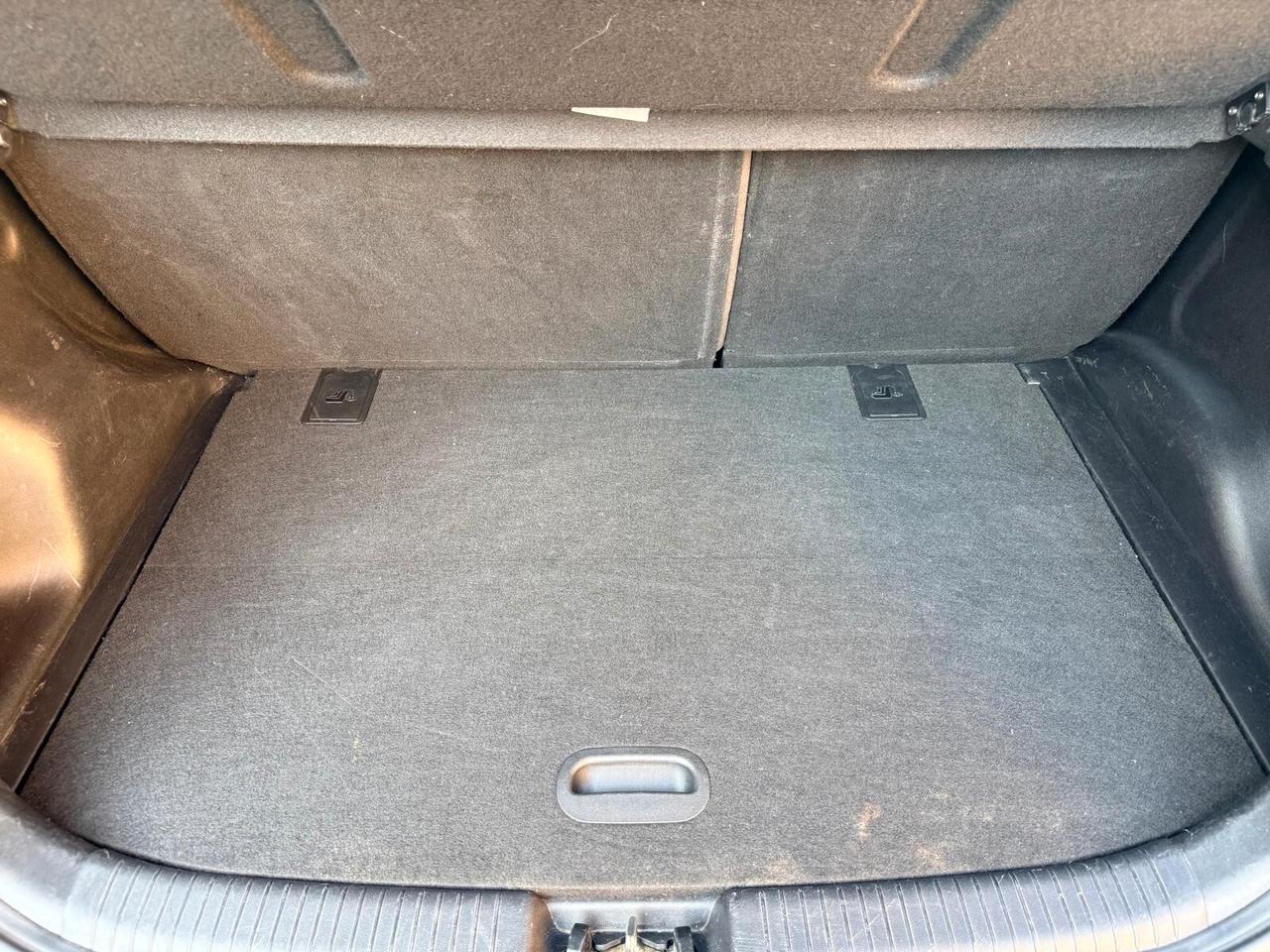 Kia Venga 1.4 CVVT Cool Move&Style ***KM 67.000!!!)