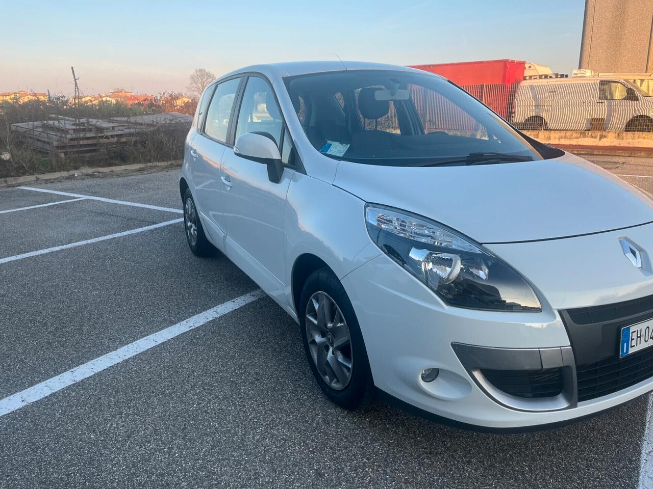 Renault Scenic Scénic X-Mod 1.5 dCi 110CV Luxe SOLI 121554 KM *GANCIO TRAINO*