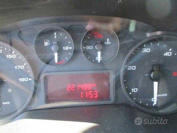 Iveco Daily 60C15 3000 150CV E6 FRIGO+PEDANA BATTU