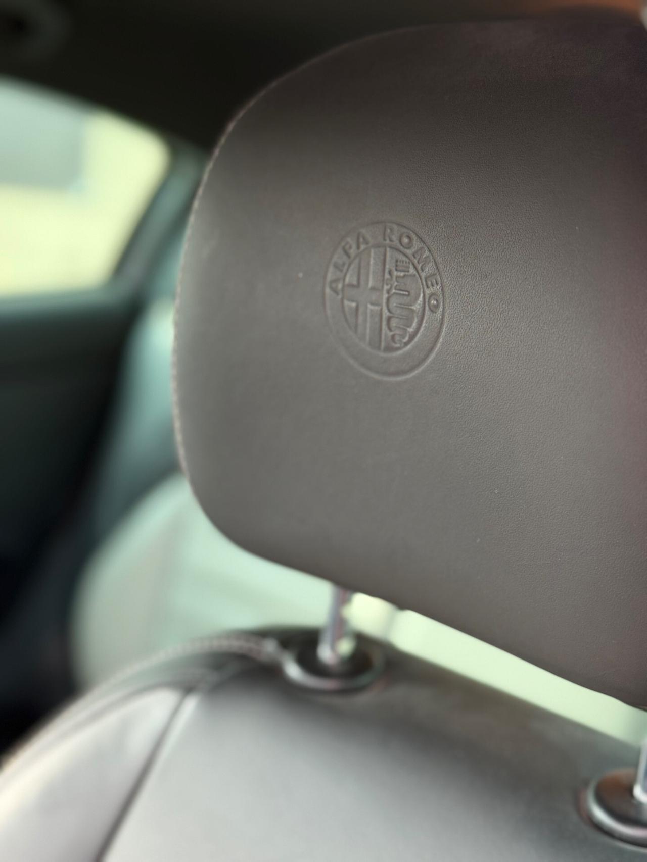 Alfa Romeo Giulietta 1.6 JTDm-2 120 CV Exclusive