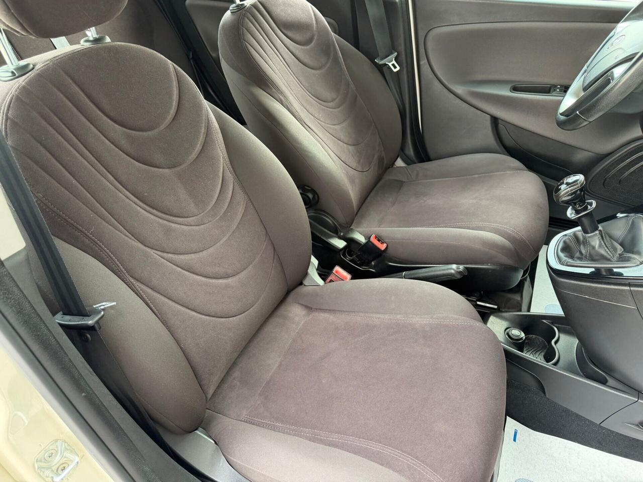 Lancia Ypsilon 1.2 69 CV 5p. GPL Ecochic Gold 2013 NEOPATENTATI