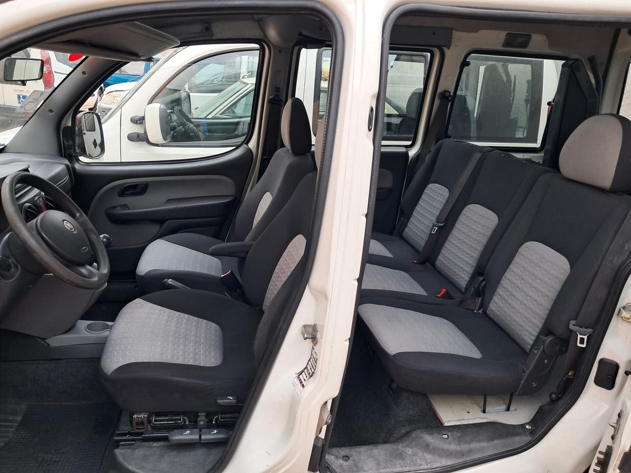 Fiat Doblo Doblò 1.9 120cv TETTO ALTO TRASPORTO DISABILI unipro'