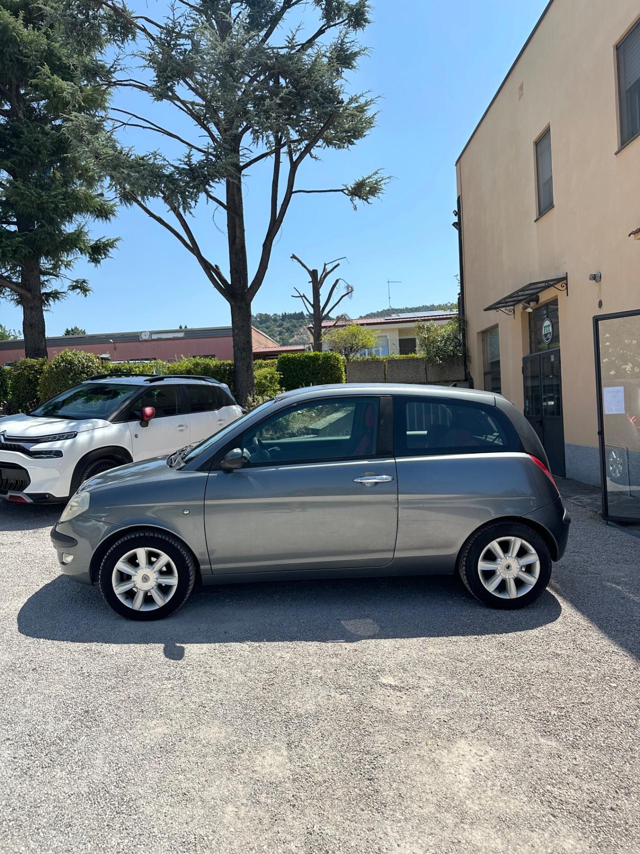 Lancia Ypsilon 1.3 Multijet 16V Platino
