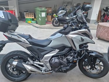 HONDA NC 750 X DCT URBAN - 2024 - 5000 KM