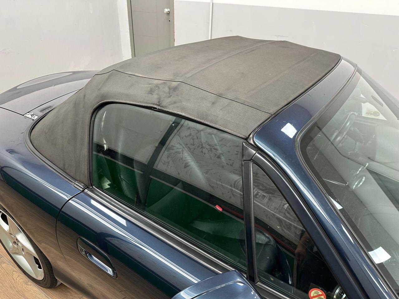Mazda MX-5 1.8i 16V con Clima e Hardtop