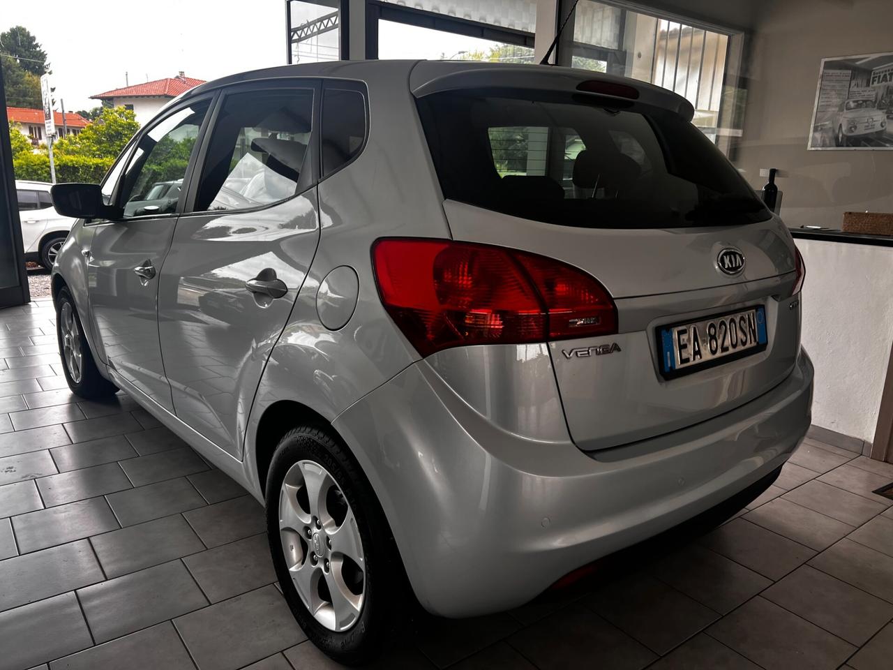 Kia Venga 1.4 CRDi 77CV WGT LX NEOPATENTATI