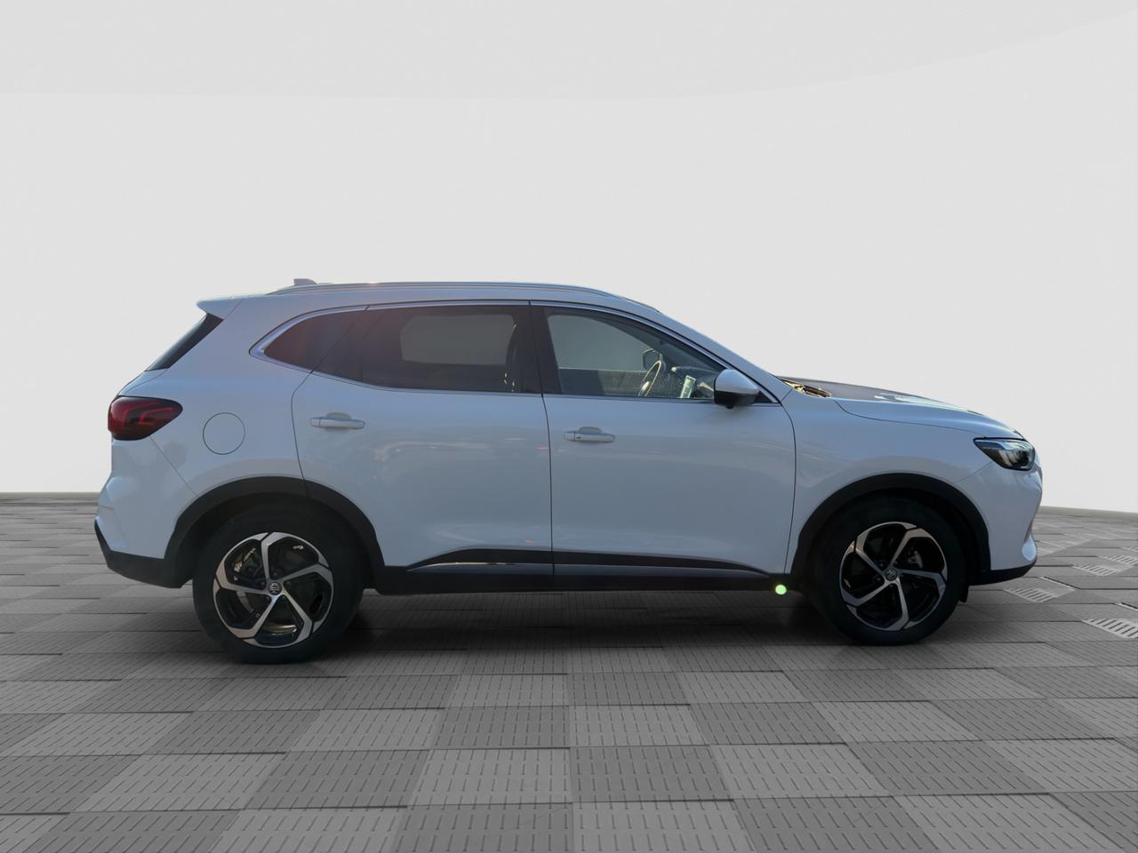 MG EHS Plug-in Hybrid Luxury