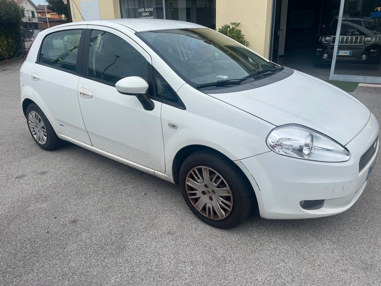 Fiat Grande Punto 1.3 MJT 75 CV 5 porte Dynamic