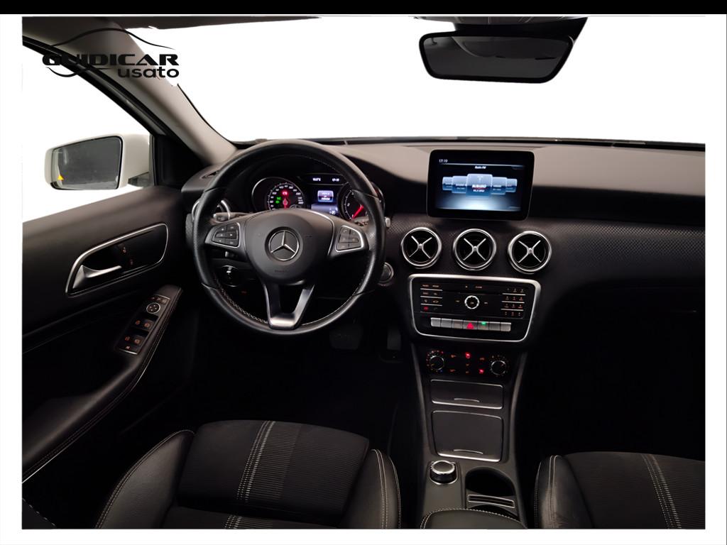 Mercedes-Benz Classe A - W176 - A 180 d Sport auto my16