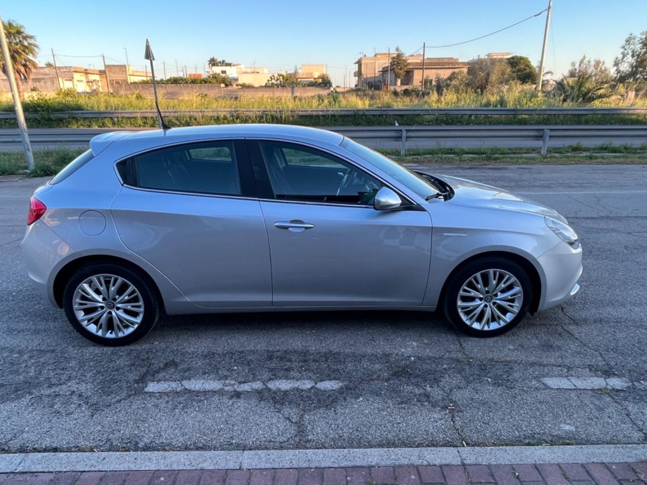 Alfa Romeo Giulietta 1.6 JTDm 120 CV Super 2016