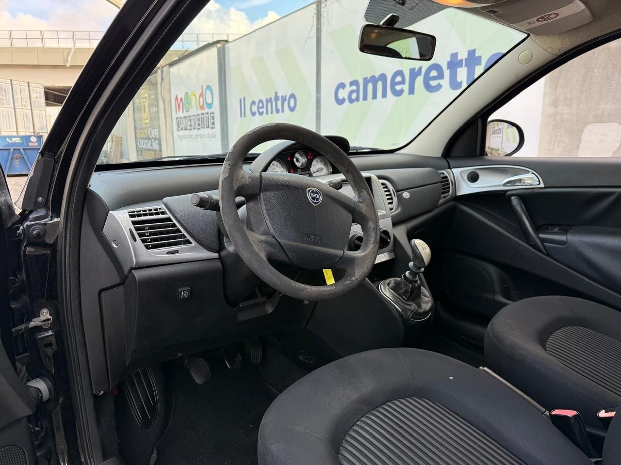 Lancia Ypsilon 1.4 Argento Ecochic GPL