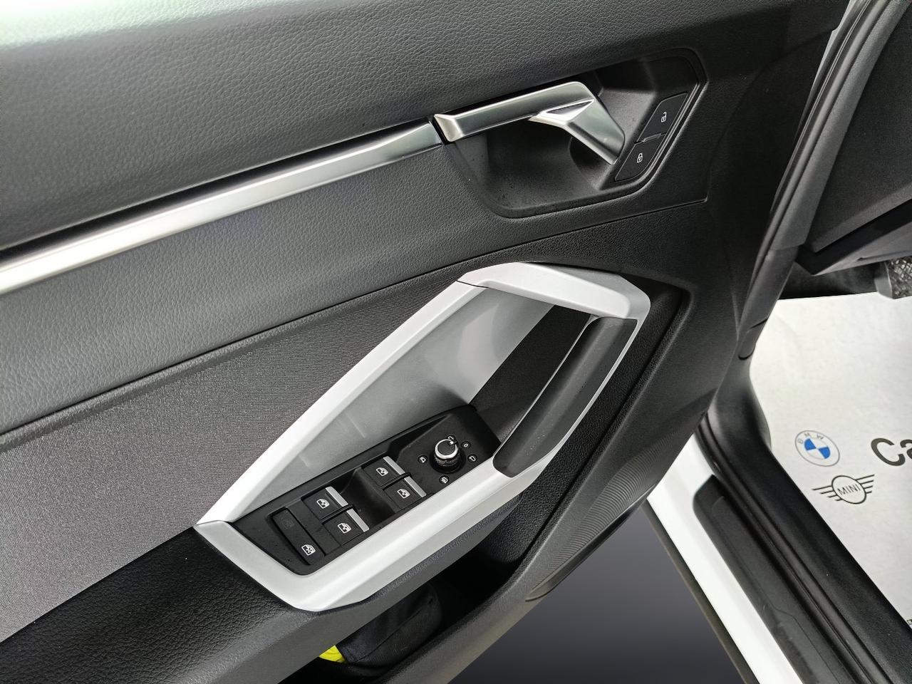 AUDI Q3 II 2018 - Q3 35 1.5 tfsi Business s-tronic