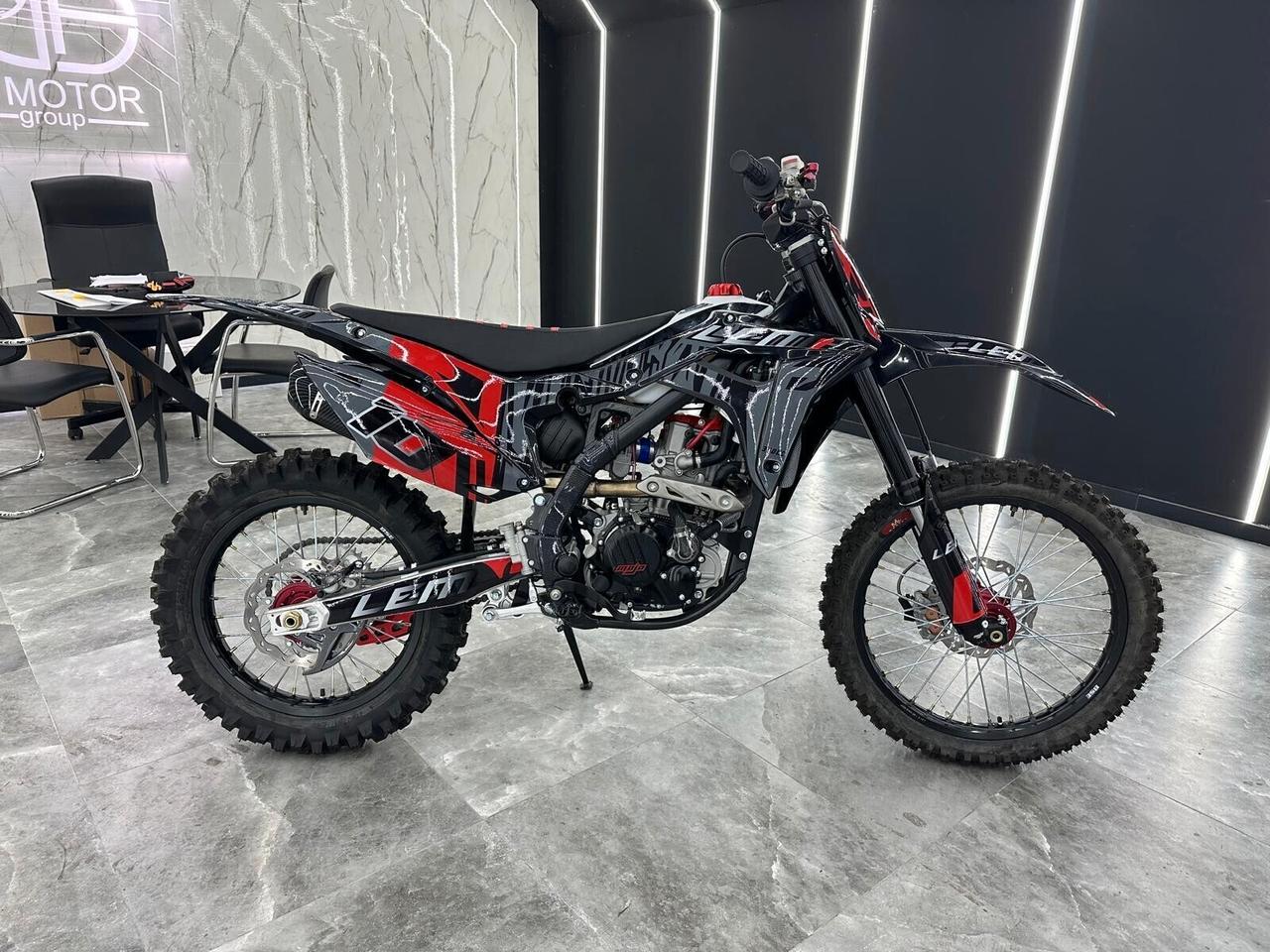 Lem CROSS J300 CC