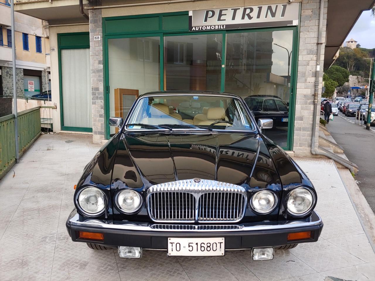 Daimler Double Six 5.3 V12 ITALIANA