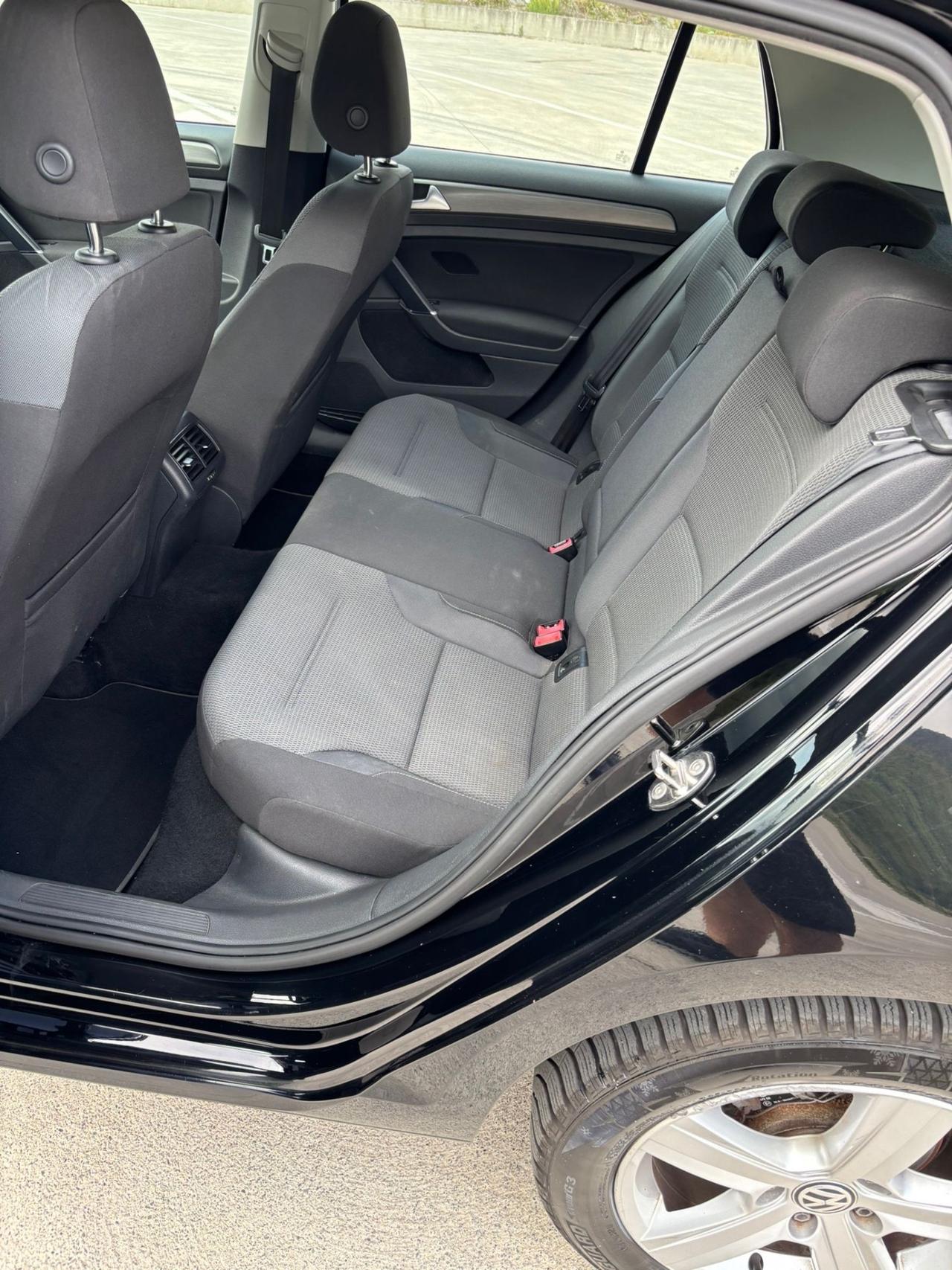 VOLKSWAGEN GOLF 7 1.6 TDI 105CV