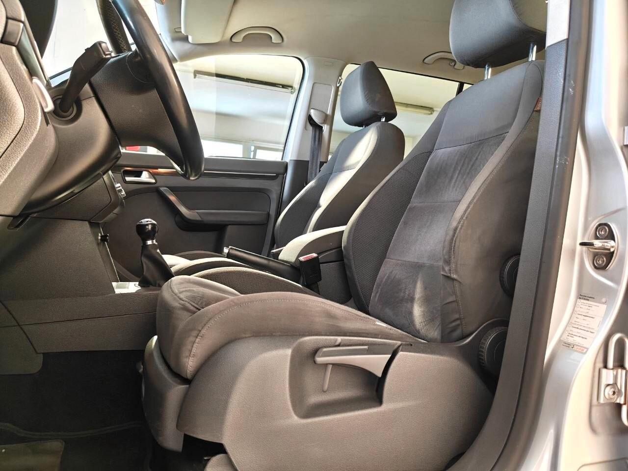 VOLKSWAGEN Touran 2ª serie Touran 2.0 TDI 140 ...