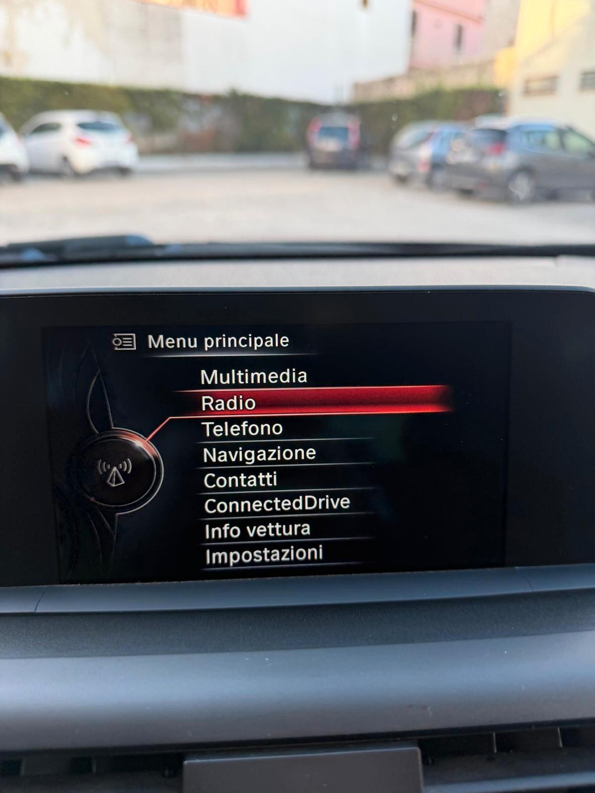 Bmw 116 116d 5p. Urban