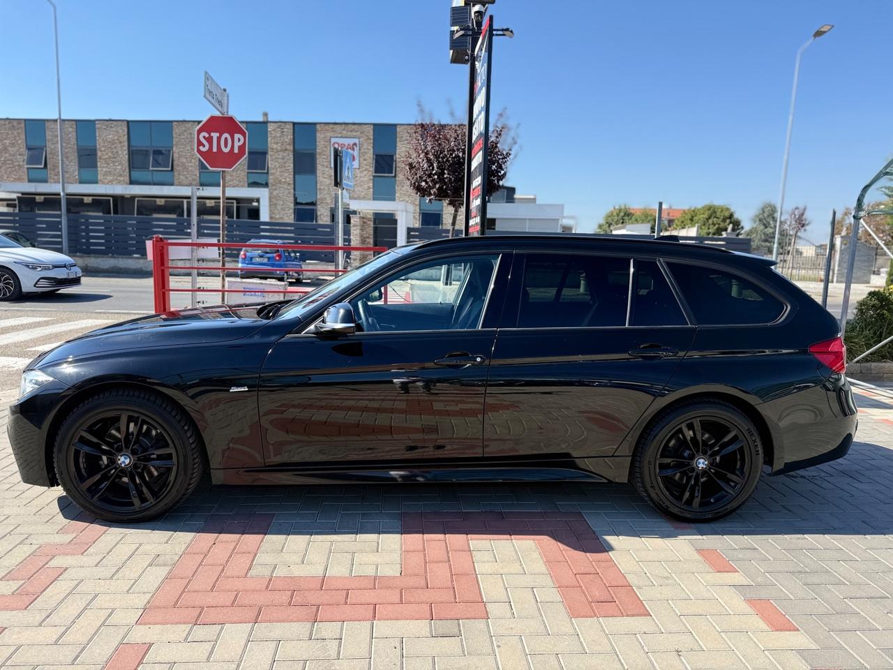 Bmw 320d xDrive Touring Msport-ESTERNO-190CV