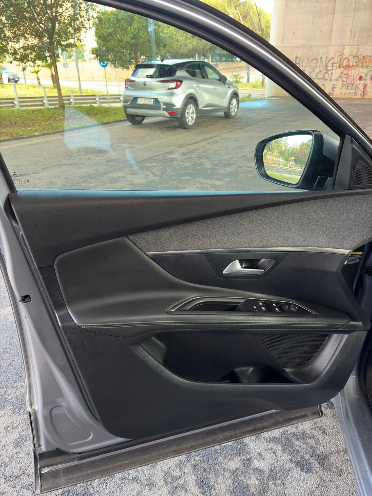 Peugeot 3008 HDi 130 S&S EAT8 Allure