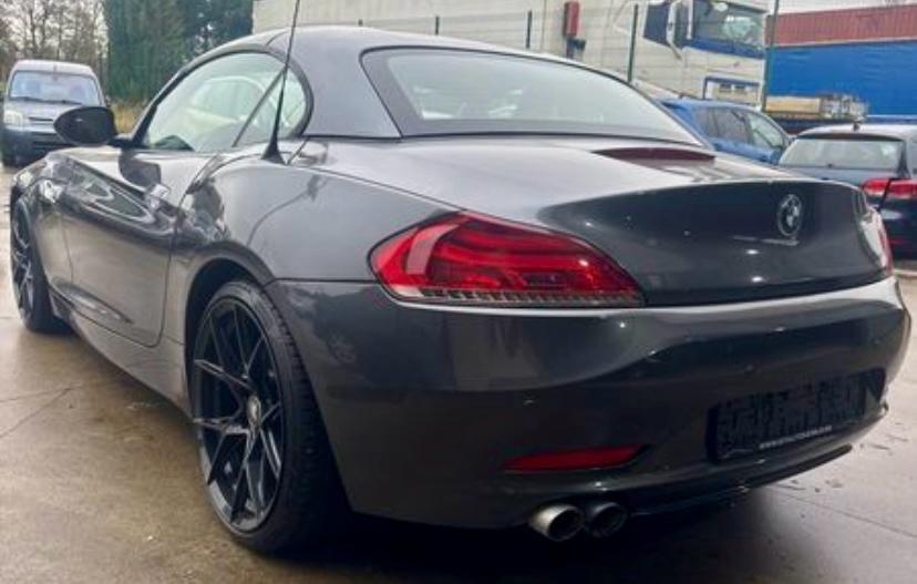 Bmw Z4 sDrive18i STEPTRONIC 8 MARCE INTERNI PELLE BIXENON