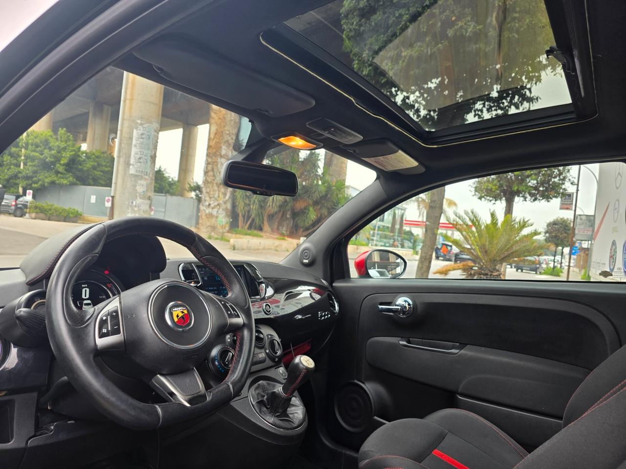 Abarth 500 1.4 Turbo T-Jet 135cv