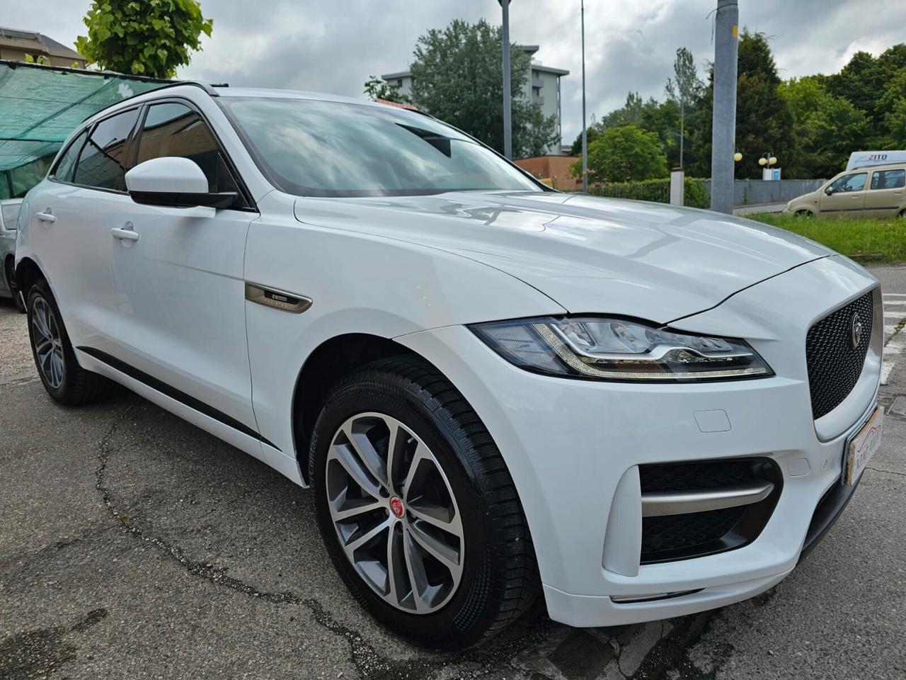 Jaguar F-Pace 2.0D 240cv R-Sport Awd*Pelle*Navi*Tetto*Pdc*Euro6*