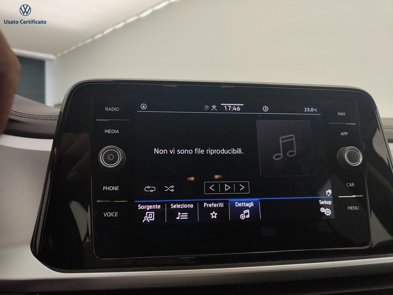 VOLKSWAGEN T-Roc - T-Roc 1.0 TSI Life