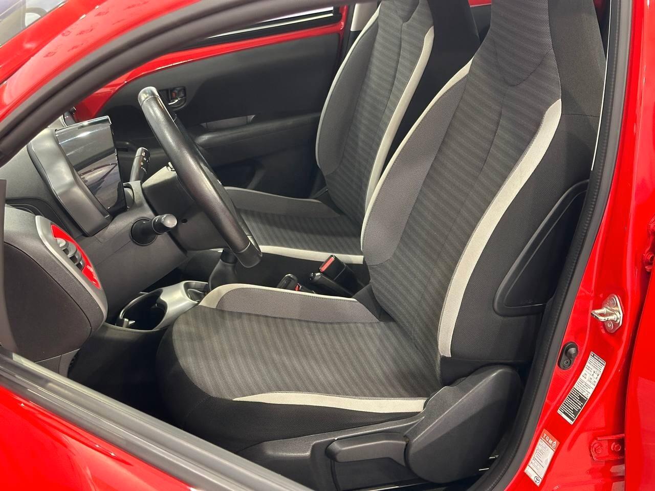 Toyota Aygo Connect 1.0 VVT-i 72 CV 5 porte x-clusiv perfetta