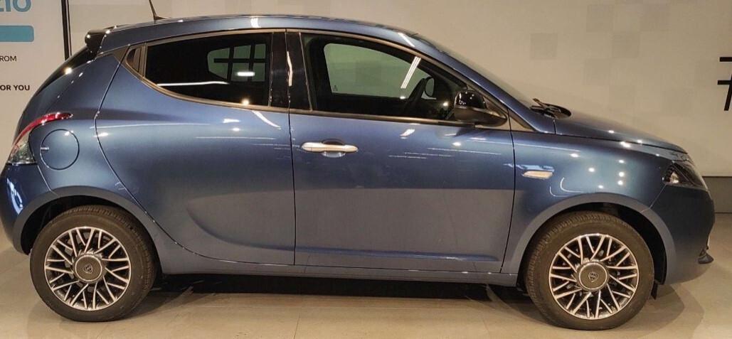 Ypsilon 1.0 Hybrid Gold Plus PREZZO REALE