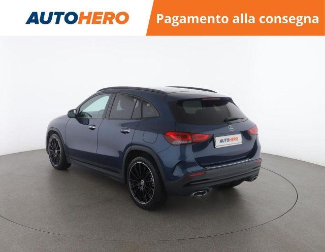 MERCEDES-BENZ GLA 200 d Automatic Premium