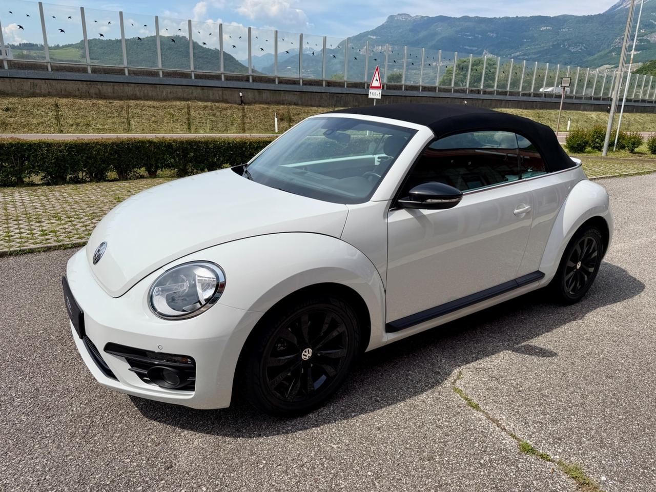 Volkswagen Maggiolino Cabrio 1.2 TSI Design BlueMotion Technology