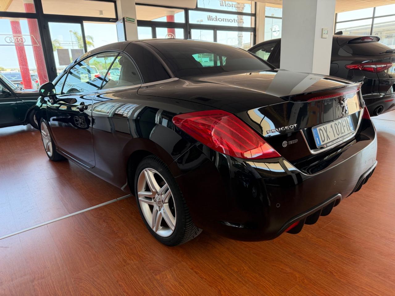 Peugeot 308 2.0 HDi 140CV CC Féline