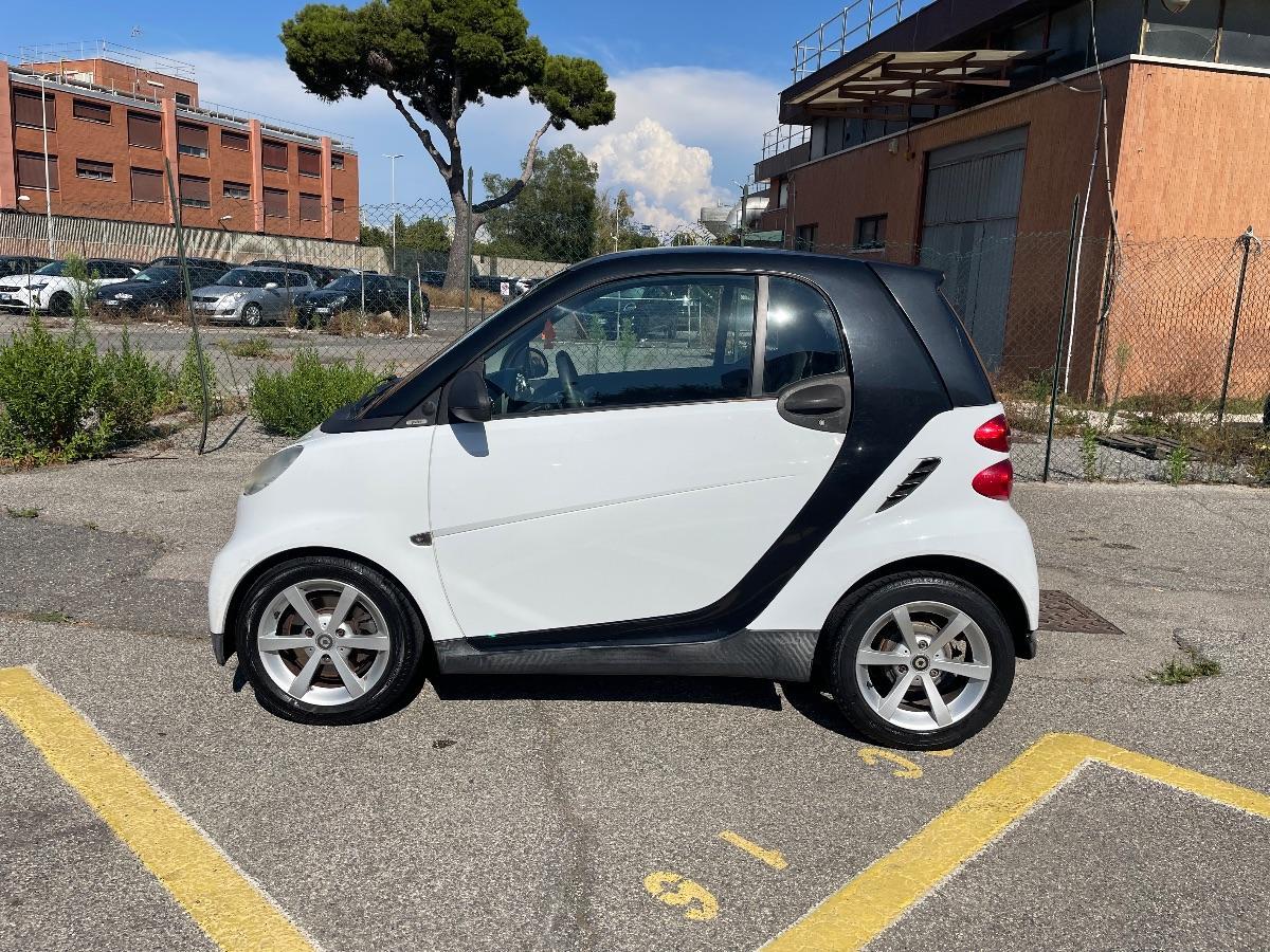 SMART - Fortwo - 1000 62 kW coupé pulse