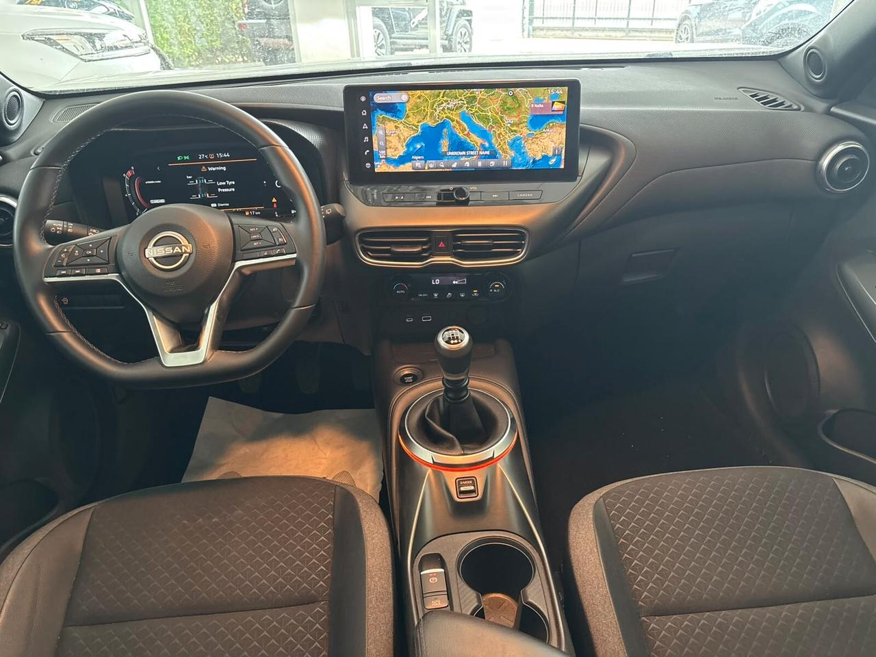Nissan Juke 1.0 DIG-T 114 CV N-Connecta